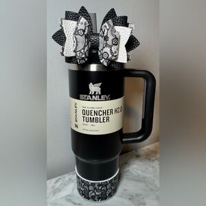 ✨🆕 Stanley 30 oz Black Glow Quencher H2.0 FlowState Tumbler